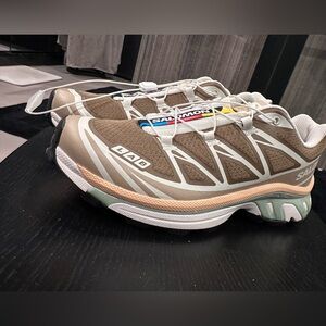 NEW! Salomon XT-6 - COYOTE BROWN/SAFARI/SAHARA - US 6M/7W Sneaker
